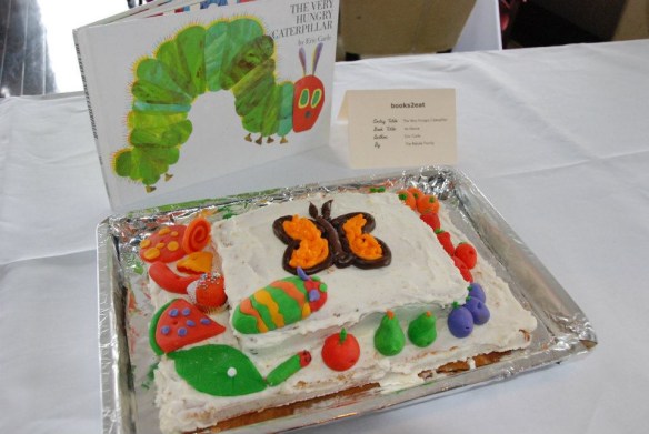 catepillar cake